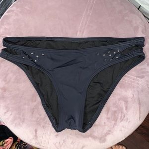 VS swim bottom XS